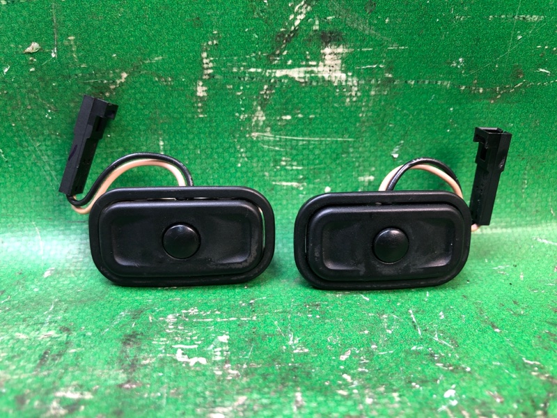 Запчасть кнопки на руль DODGE JOURNEY 08-20 56046099AD Б/У Кнопки на руль DODGE JOURNEY 08-20 56046099AD Б/У