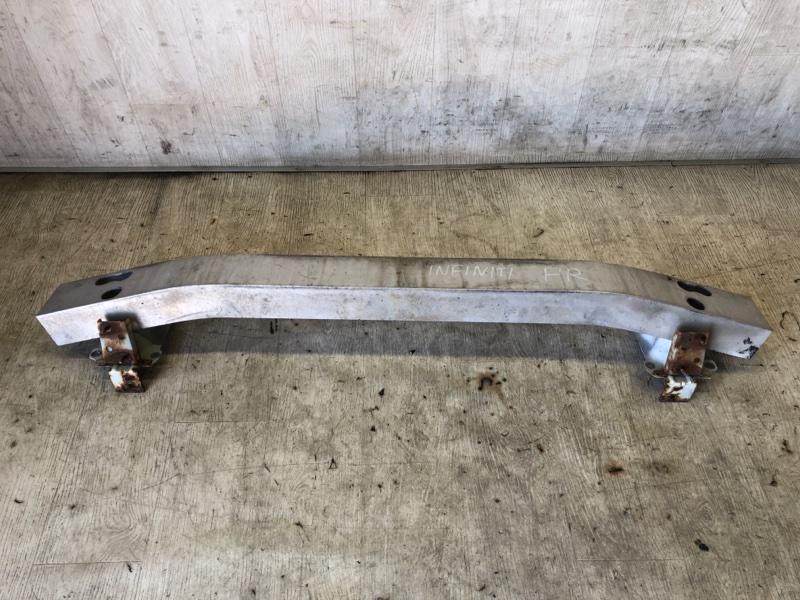 Усилитель переднего бампера I35 00-04 2004 Седан 3.5 VQ35DE