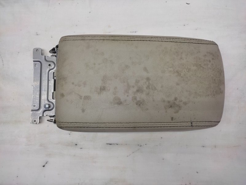 Подлокотник LEGACY 09-15 BM