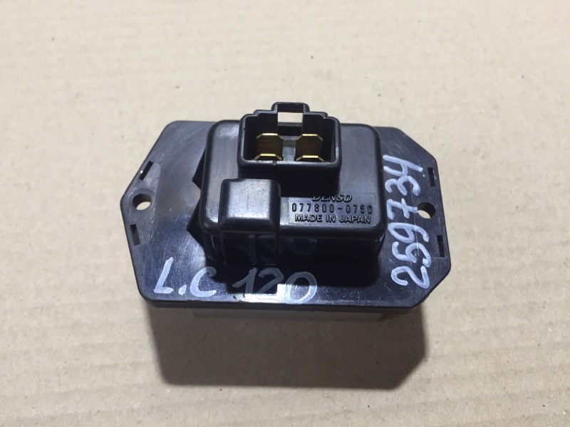 Запчасть резистор печки задний TOYOTA LAND CRUISER PRADO 120 02-09 88750-60020 Б/У Резистор печки задний TOYOTA LAND CRUISER PRADO 120 02-09 88750-60020 Б/У
