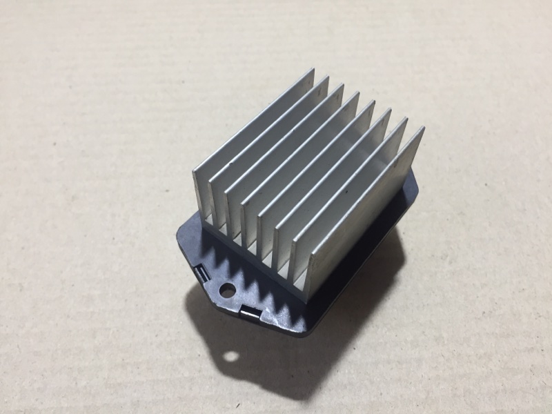 Резистор печки задний TOYOTA LAND CRUISER PRADO 120 02-09 Резистор печки задний TOYOTA LAND CRUISER PRADO 120 02-09