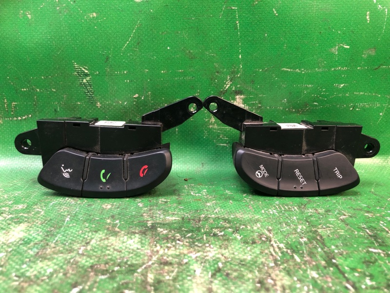 Кнопки на руль KIA SOUL PS 13-19 96700B2600 Б/У