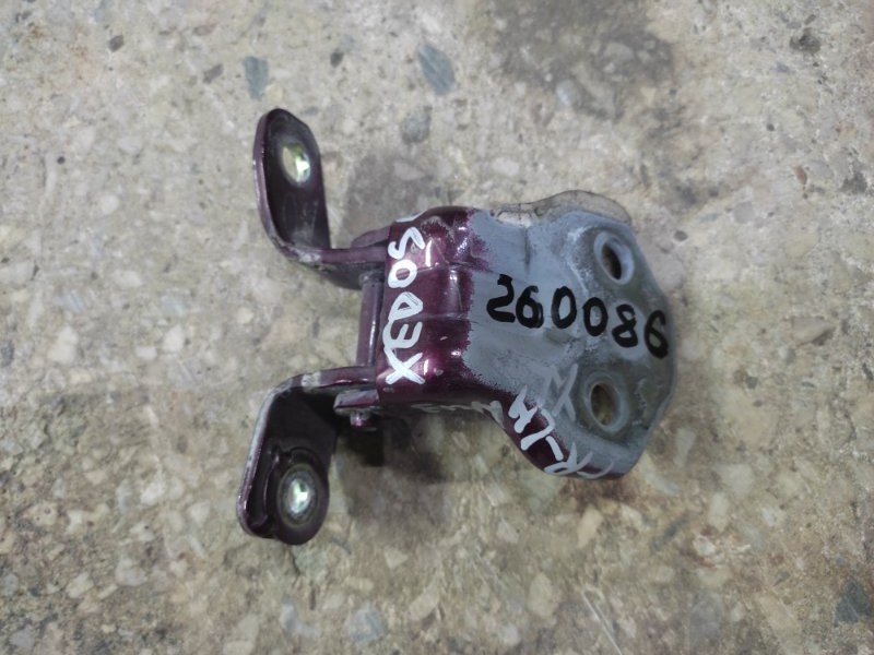 Петля двери нижняя передняя левая MAZDA XEDOS 6 X6 (CA) 92-98 C001-59-240D Б/У