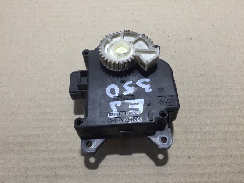 Моторчик заслонки печки LEXUS ES350 06-12 87106-33260 Б/У