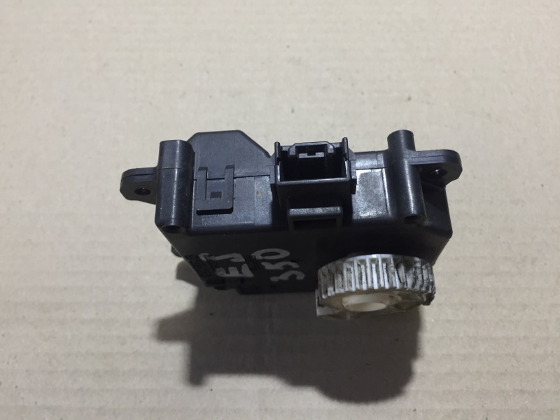 Моторчик заслонки печки LEXUS ES350 06-12