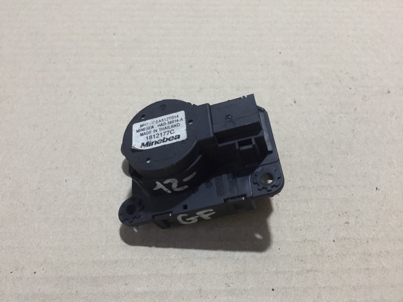 Моторчик заслонки печки MITSUBISHI OUTLANDER GF 12- 7820A921 Б/У