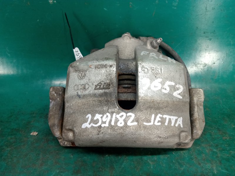 Суппорт тормозной передний левый VOLKSWAGEN JETTA USA 10-17 2011 CBTA 2.5L 1K0 615 123 E Б/У