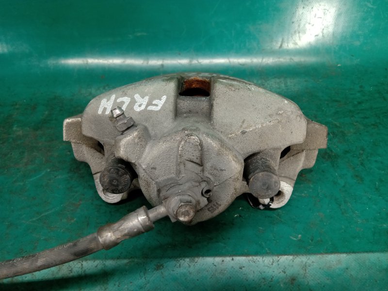 Суппорт тормозной передний левый JETTA USA 10-17 2011 CBTA 2.5L