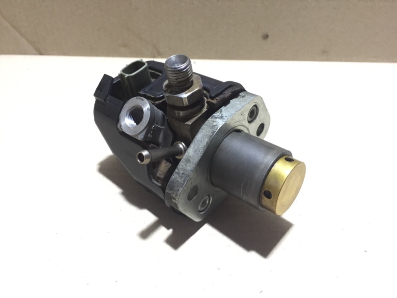 Тнвд (бензин) LEXUS LS460 06-12