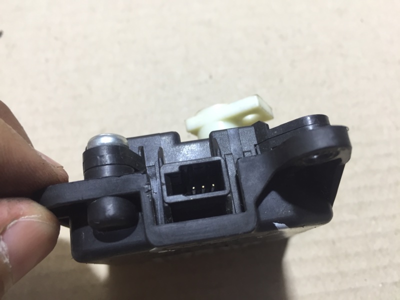 Моторчик заслонки печки NISSAN ALTIMA L33 12-18 L33