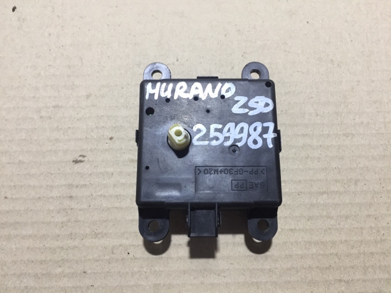 Моторчик заслонки печки NISSAN MURANO Z50 02-07 27732-8H300 Б/У