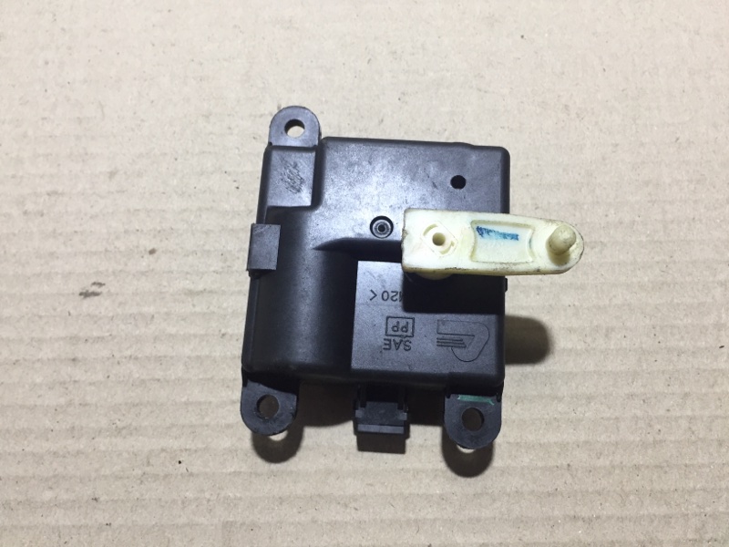 Моторчик заслонки печки NISSAN MURANO Z50 02-07 27730-8J100 Б/У