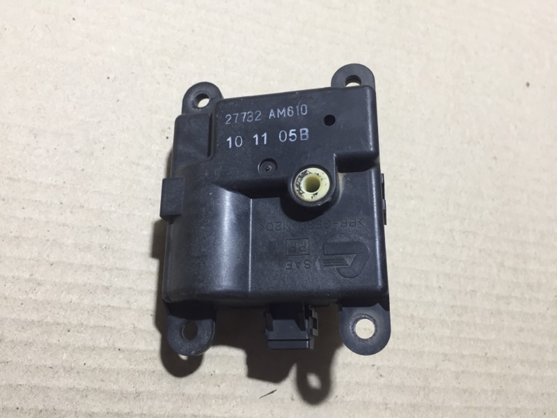 Моторчик заслонки печки G25/G35/G37/Q40 06-14 2011 Седан 3.7 VQ37VHR