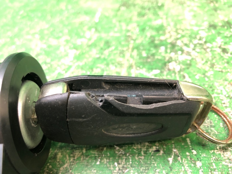 Замок зажигания FUSION 14- 2014 Седан 2.5 Замок зажигания FUSION 14- 2014 Седан 2.5