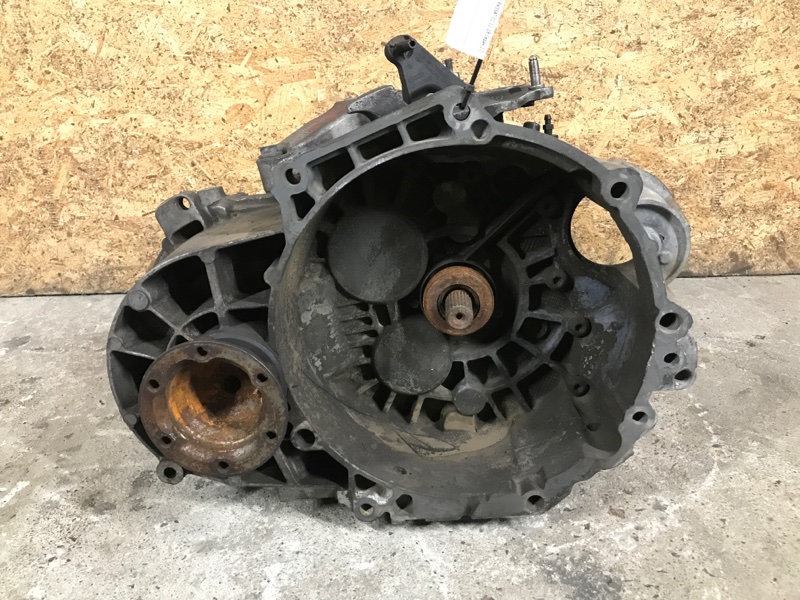 МКПП VOLKSWAGEN PASSAT CC 12-18 2014 Седан 2.0 CCTA 02Q 300 047 B Б/У