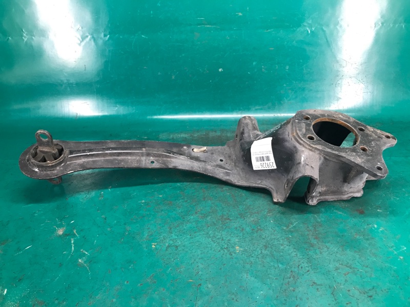 Рычаг задней подвески продольный правый FORD FOCUS 10-18 Седан 2.0 XQDA