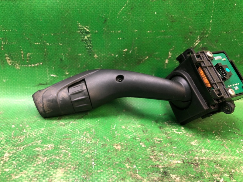 Подрулевой переключатель правый FORD FUSION 14- Седан 2.5