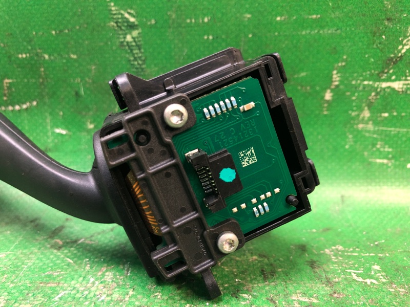 Подрулевой переключатель правый FUSION 14- 2014 Седан 2.5