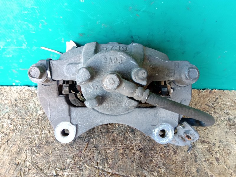 Суппорт тормозной передний правый AVENGER 07-14 2011 Седан 3.6