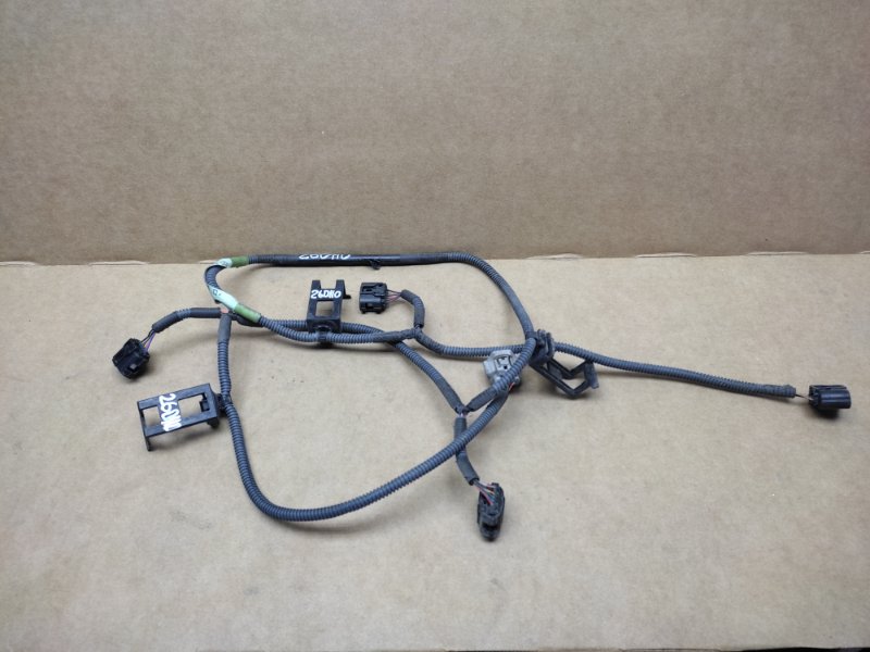 Проводка бампера задняя LEXUS LS460 06-12 2007 Седан 4.6 82183-50010 Б/У