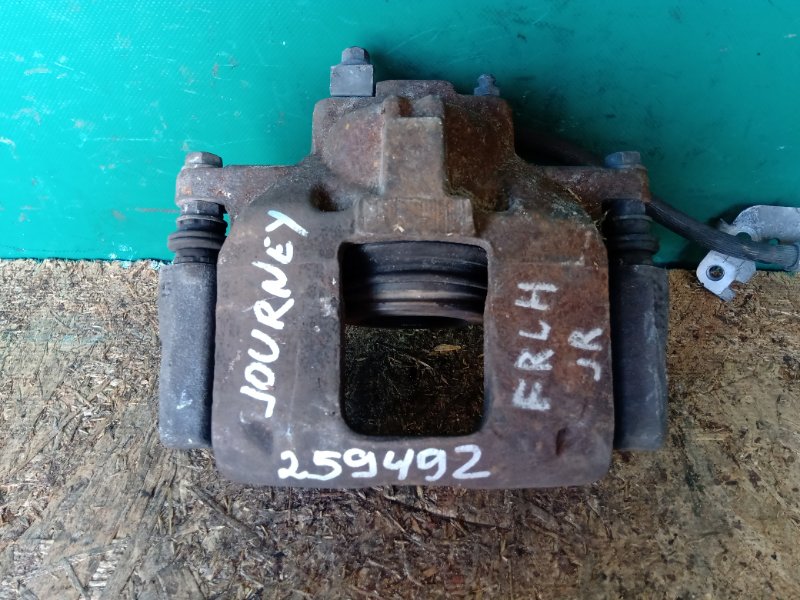 Запчасть суппорт тормозной передний левый DODGE JOURNEY 08-20 Внедорожник 3.5 68003 697AA Б/У Суппорт тормозной передний левый DODGE JOURNEY 08-20 Внедорожник 3.5 68003 697AA Б/У