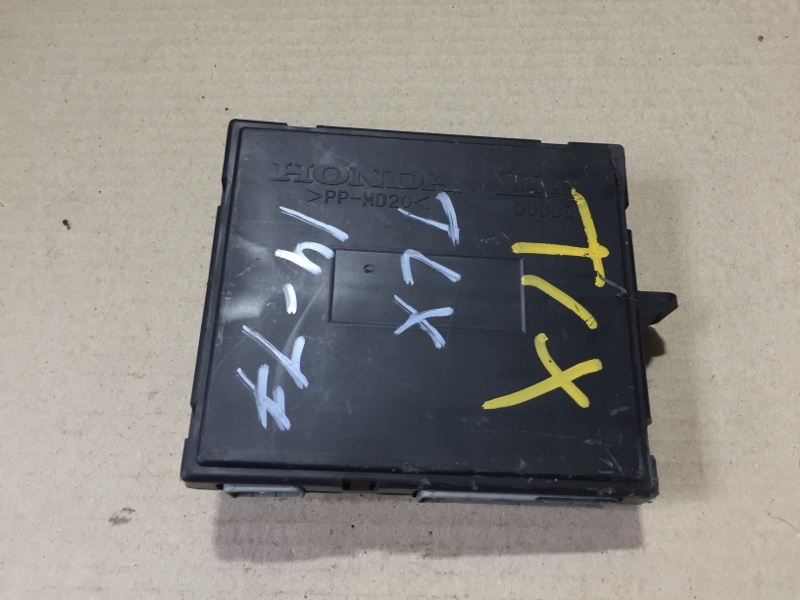 Блок электронный TLX 14-17 2017 Седан 2.4