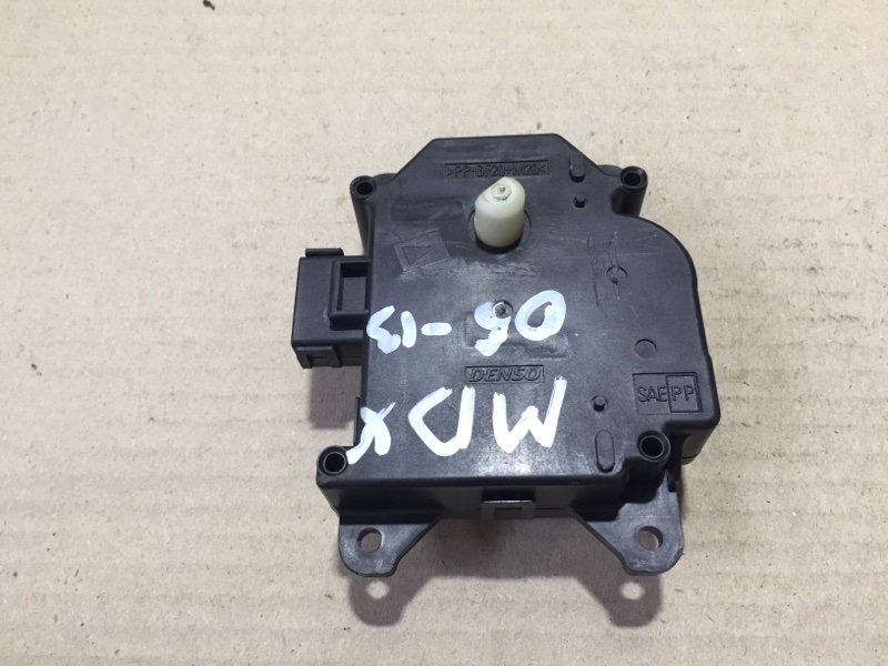 Запчасть моторчик заслонки печки ACURA MDX (YD2) 06-13 2008 YD2 3.7 J37A1 AW063800-1070 Б/У Моторчик заслонки печки ACURA MDX (YD2) 06-13 2008 YD2 3.7 J37A1 AW063800-1070 Б/У