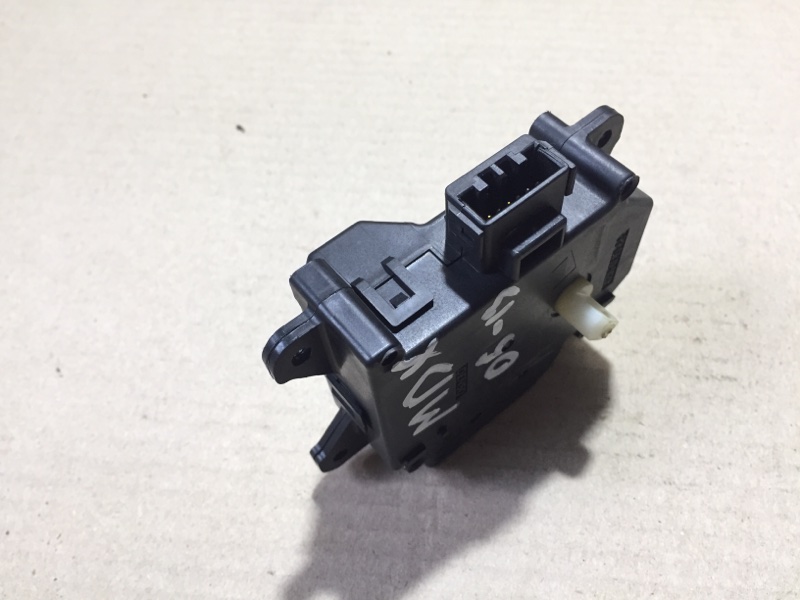 Моторчик заслонки печки ACURA MDX (YD2) 06-13 YD2 3.7 J37A1 Моторчик заслонки печки ACURA MDX (YD2) 06-13 YD2 3.7 J37A1