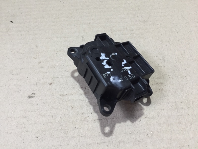 Моторчик заслонки печки левый NISSAN ALTIMA L33 12-18 L33