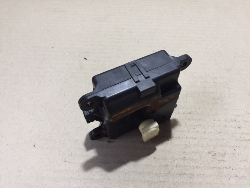 Моторчик заслонки печки INFINITI G25/G35/G37/Q40 06-14 Седан 3.7 VQ37VHR