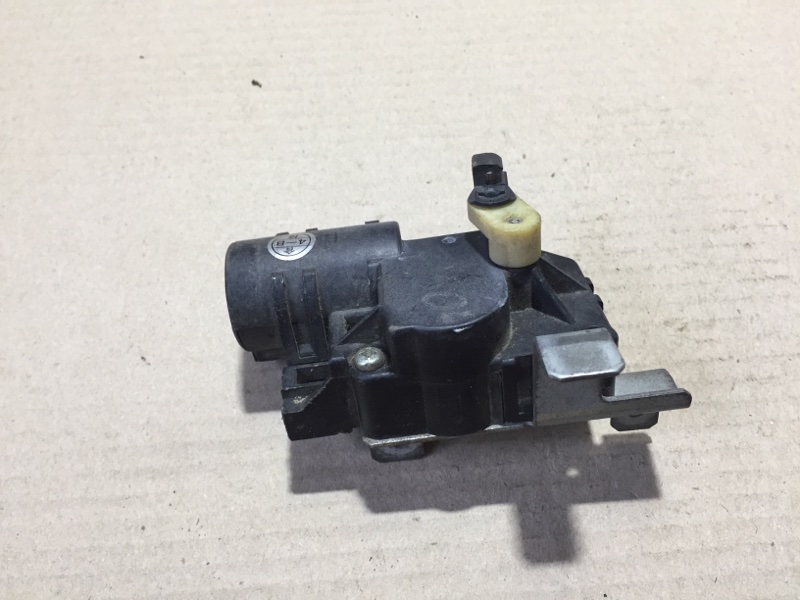 Моторчик заслонки печки LEGACY 94-98 BG/BD