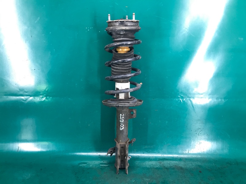 Амортизатор передний левый FORD FIESTA 08-17 Хэтчбек 1.6 D2BZ-18124-A Б/У