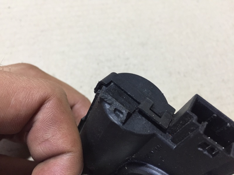 Моторчик заслонки печки JETTA USA 10-17 162