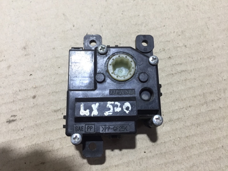 Моторчик заслонки печки LX570 07-15