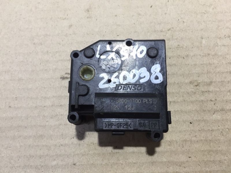 Моторчик заслонки печки LEXUS LX570 07-15 87106-60260 Б/У