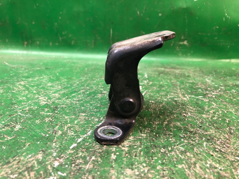 Петля двери верхняя задняя правая TRIBECA B10 07-13 2008 Внедорожник 3.6 EZ36