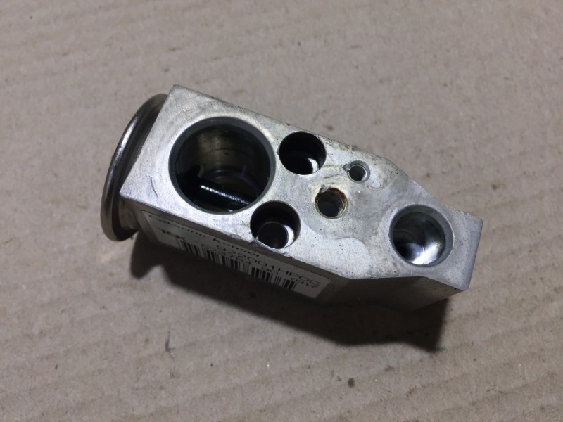 Клапан кондиционера INFINITI Q50 15-20 Седан 3.0 VR30DDTT