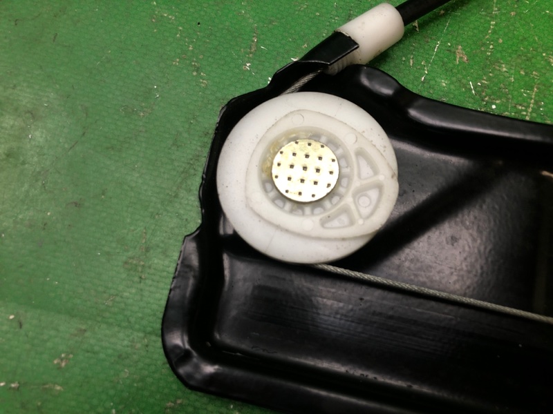 Стеклоподъемник передний правый JOURNEY 08-20