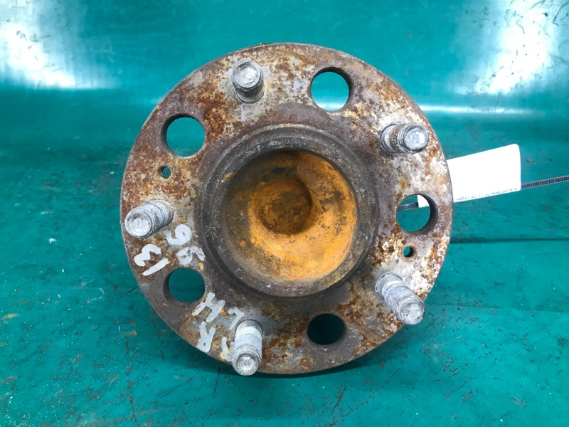 Ступица задняя левая KIA OPTIMA TF 11-16 2015 Седан 2.4 G4KJ 52730-3S200 Б/У