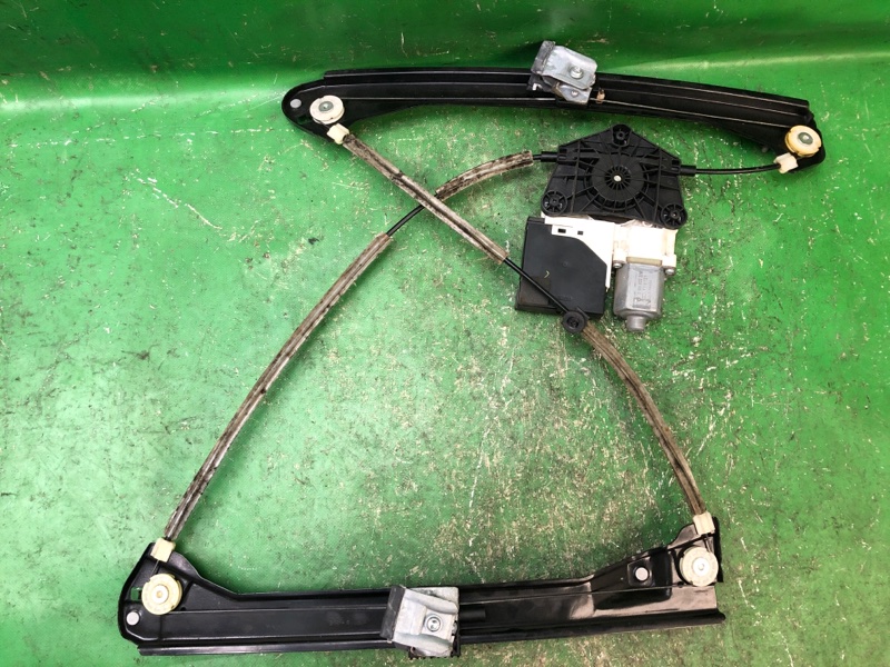Стеклоподъемник передний правый PASSAT B7 11-15 2014 Седан 2.5 CBUA