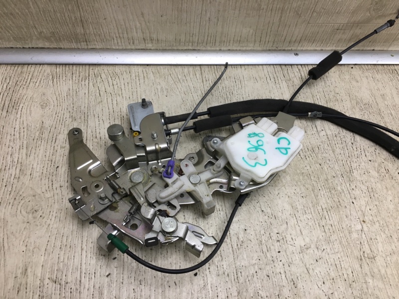 Замок двери боковой правый NV200 USA 13- 2017 M20X 2.0 MR20DE