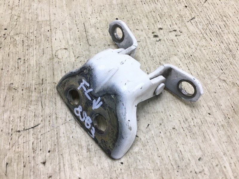 Петля двери нижняя передняя левая NISSAN NV200 USA 13- M20X 2.0 MR20DE