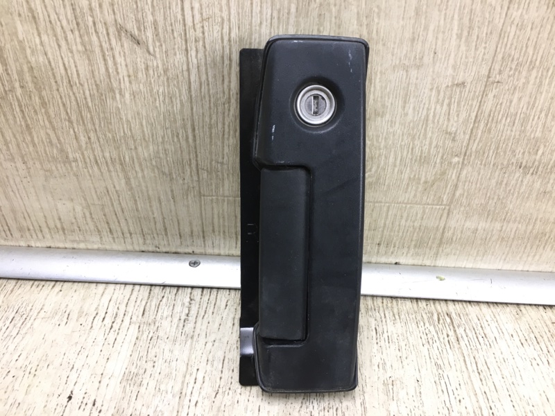 Ручка двери наружная передняя правая NISSAN NV200 USA 13- 2017 M20X 2.0 MR20DE 826063LM0C Б/У