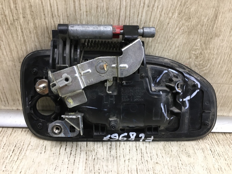 Ручка двери наружная передняя левая NV200 USA 13- 2017 M20X 2.0 MR20DE