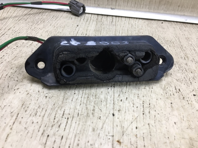 Датчик открытия багажника правый NV200 USA 13- 2017 M20X 2.0 MR20DE