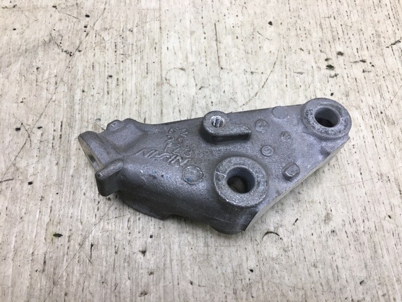 Кронштейн двигателя правый ACURA TLX 14-17 Внедорожник 3.5 50620-T2G-A01 Б/У