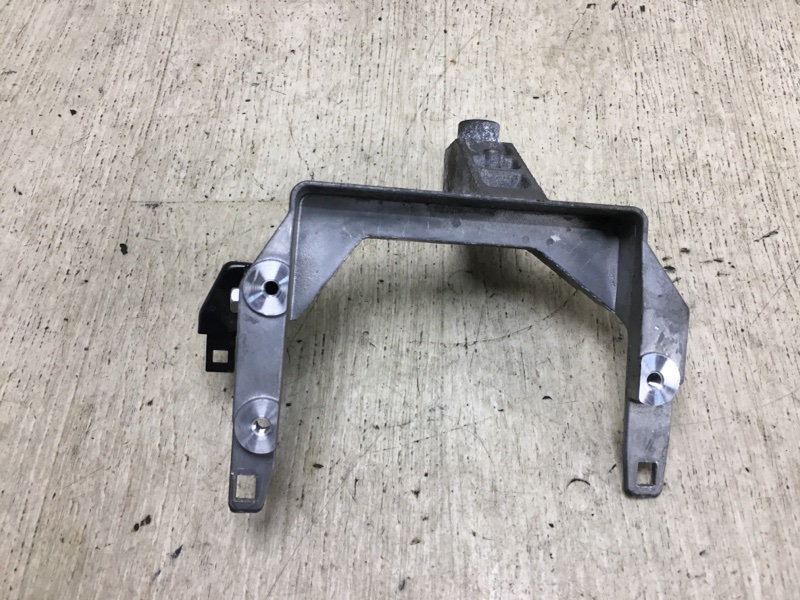 Кронштейн двигателя TLX 14-17 Внедорожник 3.5