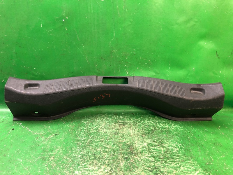 Запчасть накладка на порог багажника FORD FUSION 14- DS73F406A64 Б/У Накладка на порог багажника FORD FUSION 14- DS73F406A64 Б/У