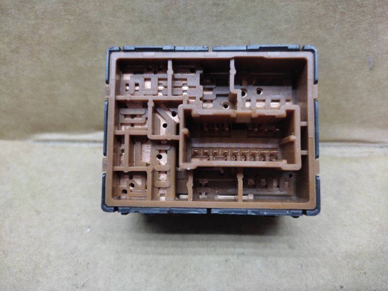 Блок управления зеркалами MURANO Z50 02-07