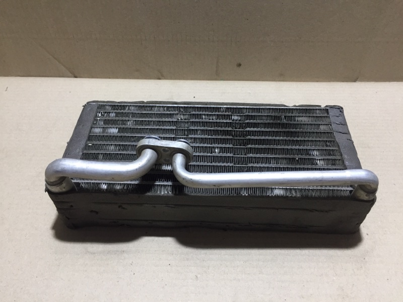 Испаритель кондиционера задний GX470 02-09